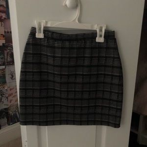 Forever 21, plaid skirt, thin material, size S.